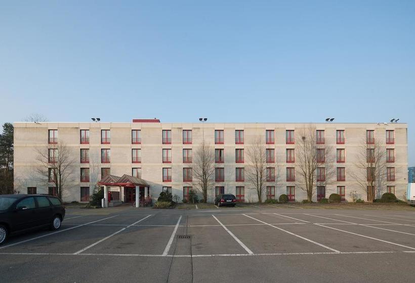 בית מלון כפרי Stay@zurich Airport