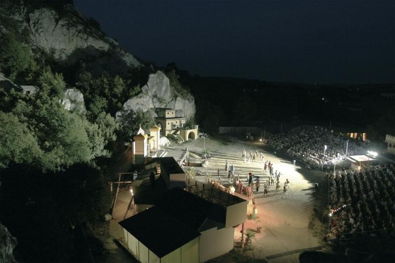 호텔 Weinbauernhof Vier Jahreszeiten