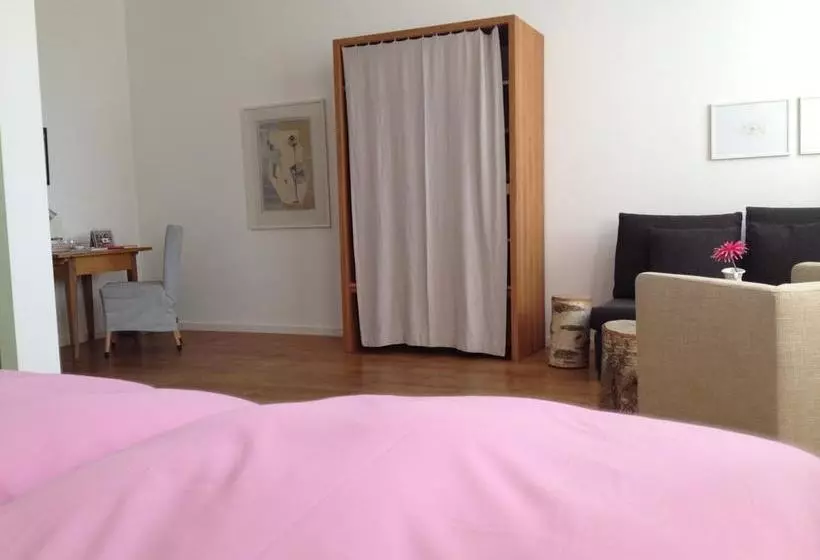 هتل Wunderbar