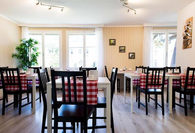 Jungfrau Hotel Annex Alpine Inn