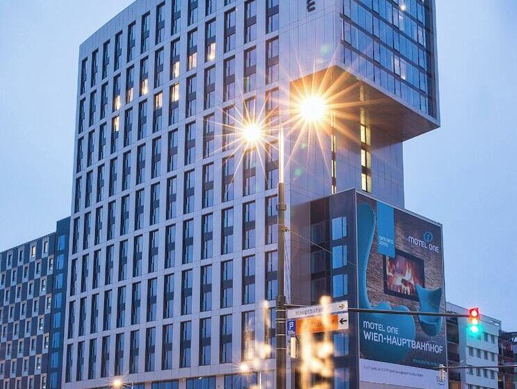 Motel One Vienna Central Station