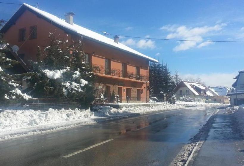 هتل Old's Car Zimmer & Apartment Vermietung