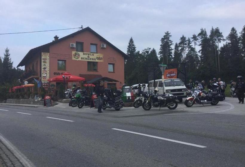 هتل Old's Car Zimmer & Apartment Vermietung