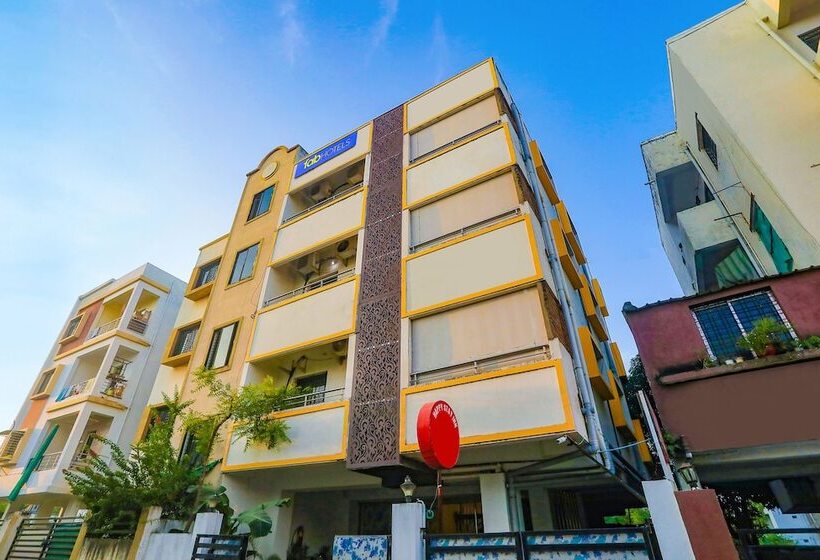 Fabhotel Happy Stay Inn