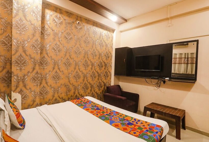 Fabhotel Happy Stay Inn