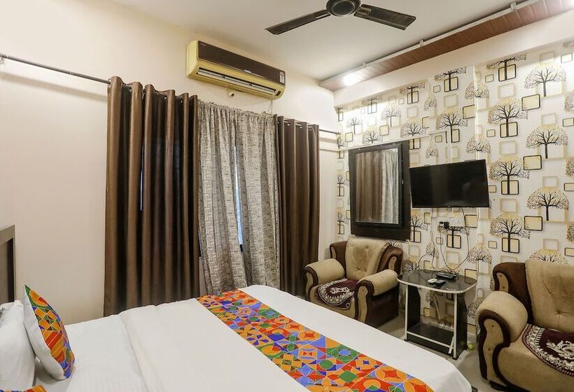 Fabhotel Happy Stay Inn