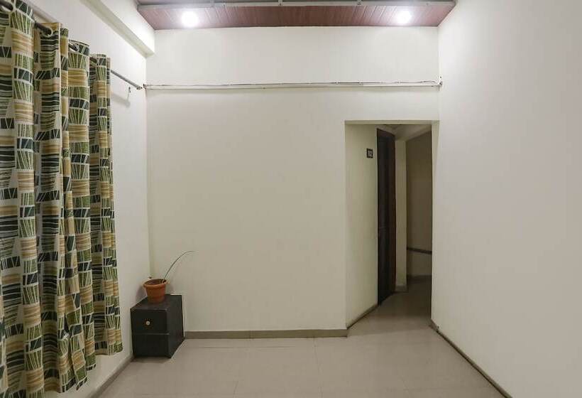 Fabhotel Happy Stay Inn