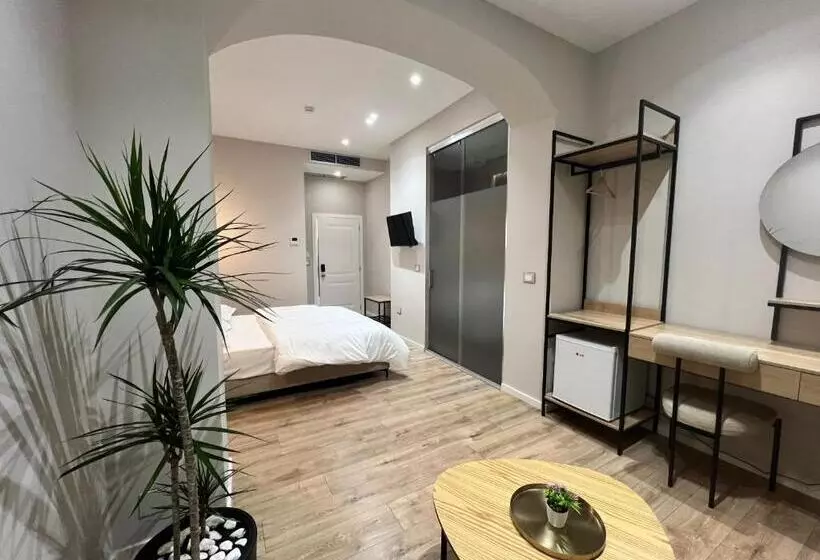 ホテル D Rooms