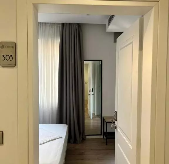ホテル D Rooms