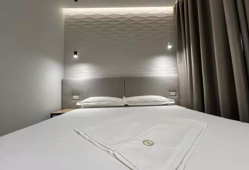 ホテル D Rooms