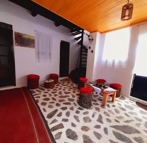 ホテル Edward Lear