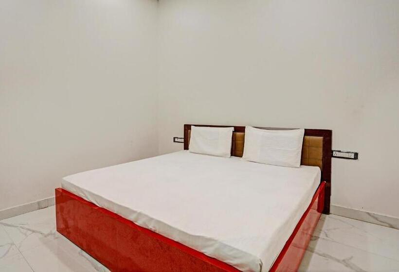 Отель Oyo Highway Inn