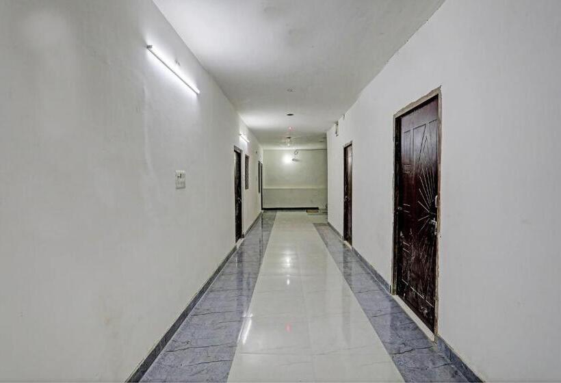 Отель Oyo Highway Inn