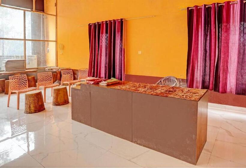 Отель Oyo Highway Inn