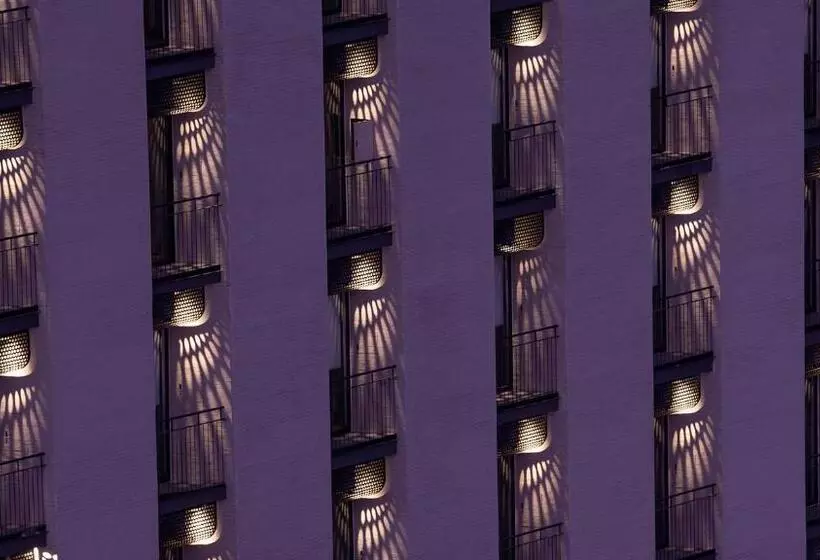 Hotel Rez