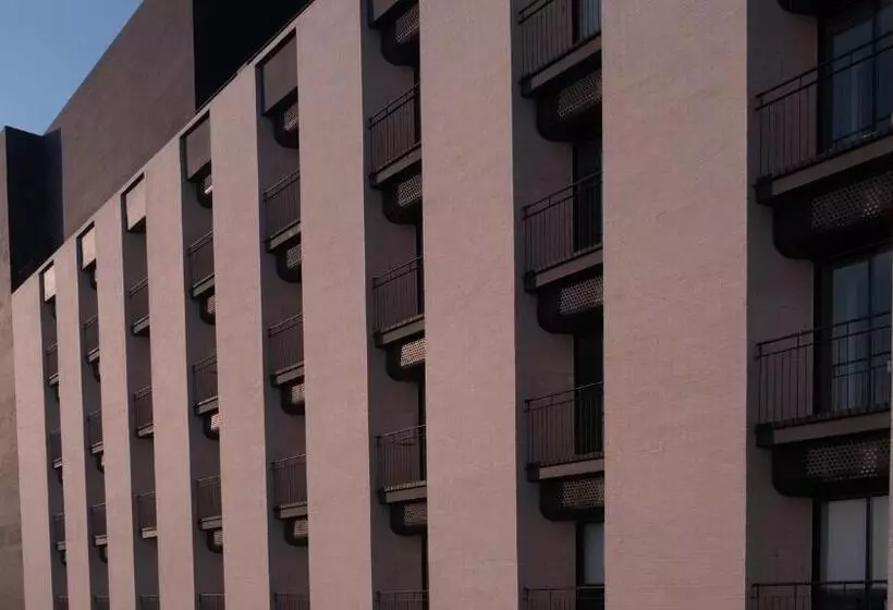 Hotel Rez