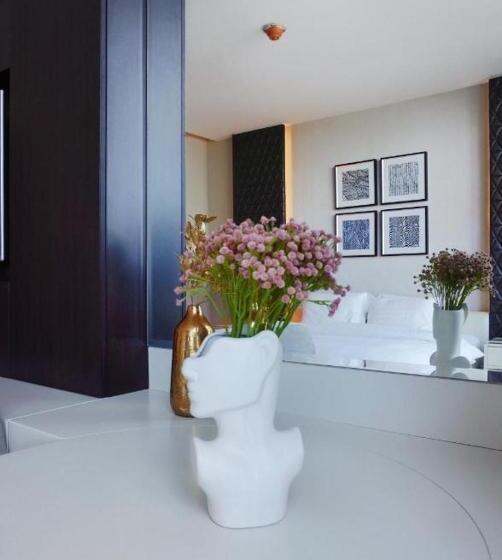 호텔 Suites   Damac Tower Riyadh