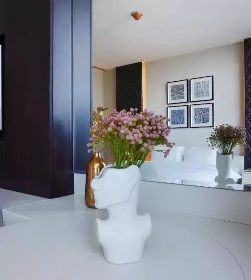 Hotelli Suites   Damac Tower Riyadh