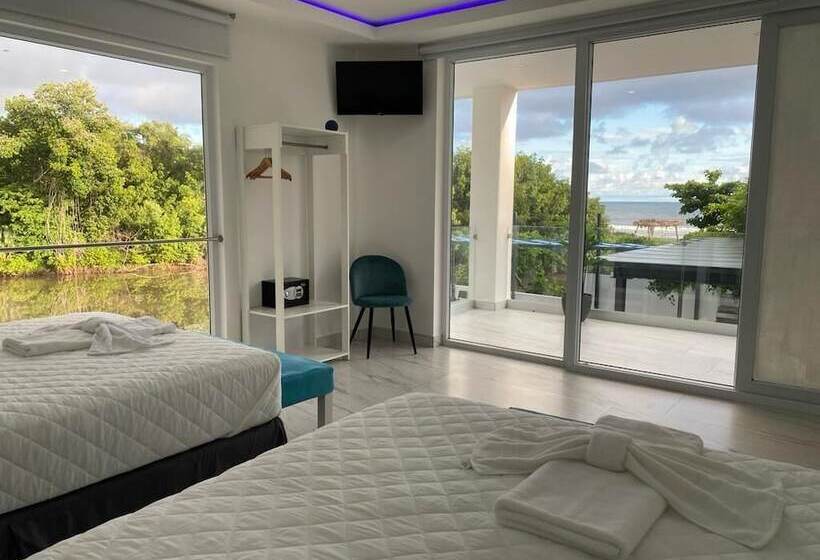 호텔 The Views Resort