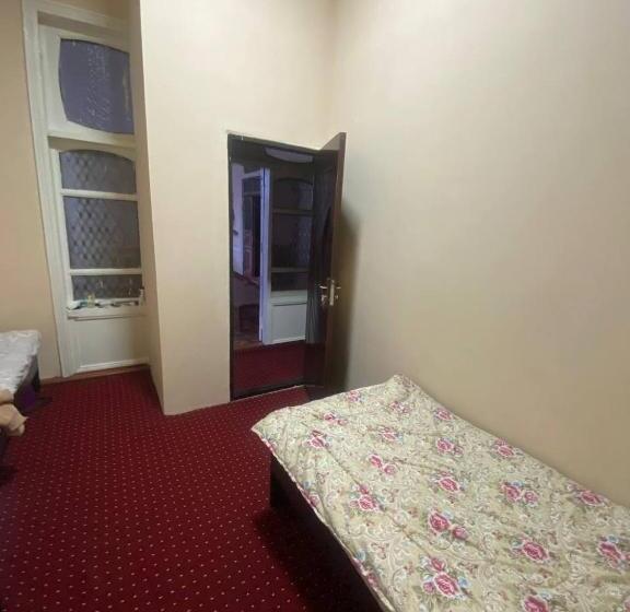 فندق صغير Ozod Guest House