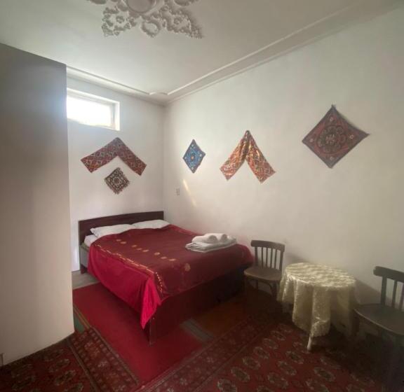فندق صغير Ozod Guest House