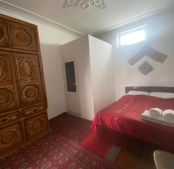 فندق صغير Ozod Guest House