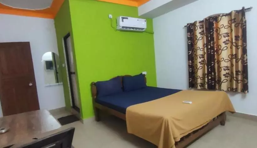 تختخواب و صبحانه Cardozo Beach House