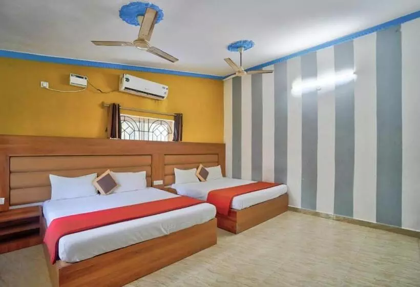 تختخواب و صبحانه Cardozo Beach House