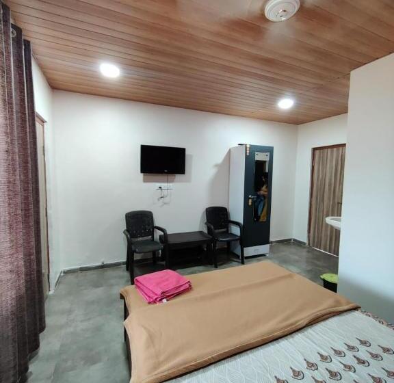 Bed and Breakfast Lakeview Resort Near Lavasa By Maharashtra Camper’s