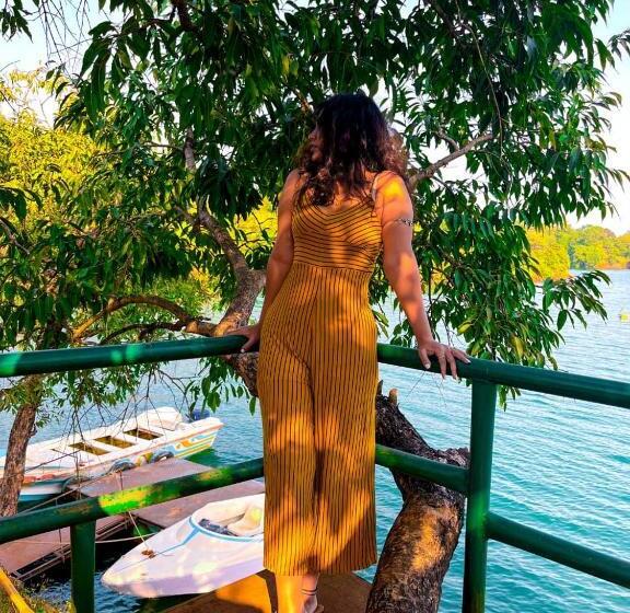 Bed and Breakfast Lakeview Resort Near Lavasa By Maharashtra Camper’s