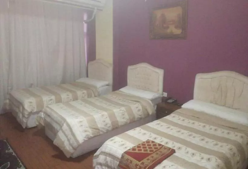 تختخواب و صبحانه Room With Breakfast  Beni Sweif