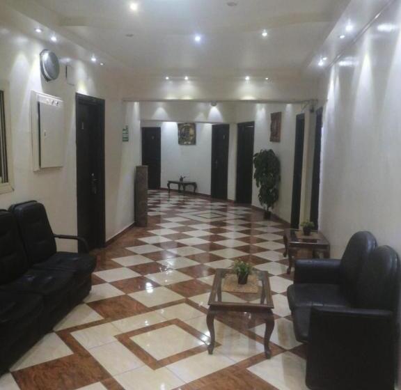 تختخواب و صبحانه Room With Breakfast Beni Sweif