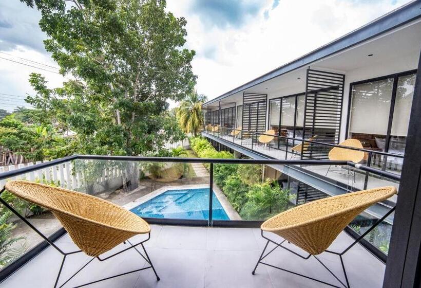 Deluxe Apartments Azure