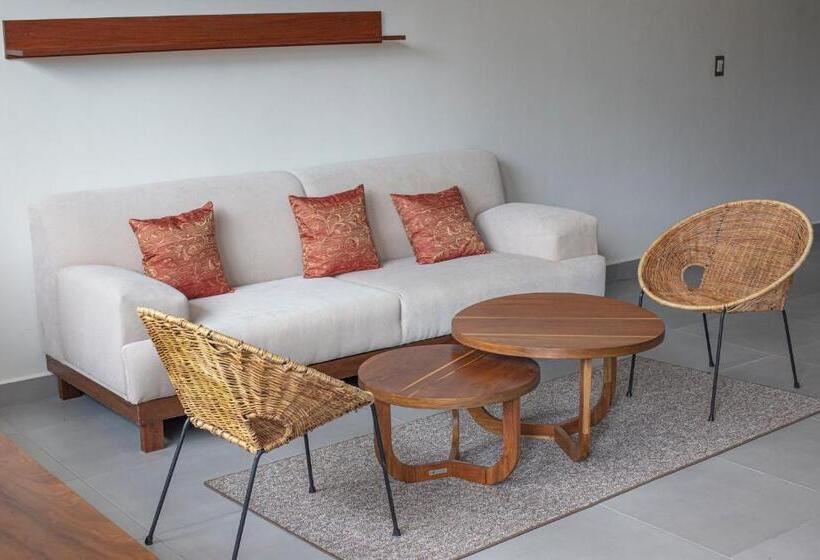 Deluxe Apartments Azure