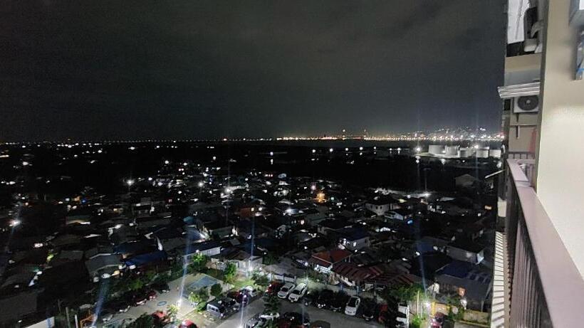 Dracarys Place 2 Condo With Balcony Unlimited Wifi Lapulapu City View