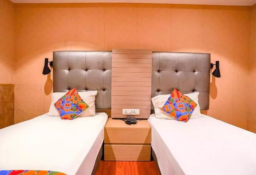 Fabhotel The Banyan