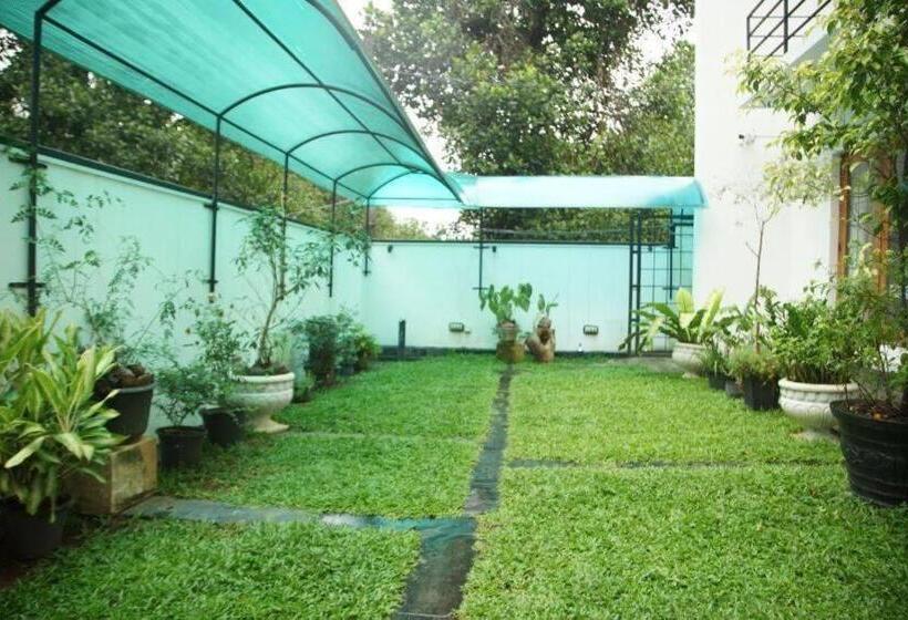 호텔 Eco Resort Kandy