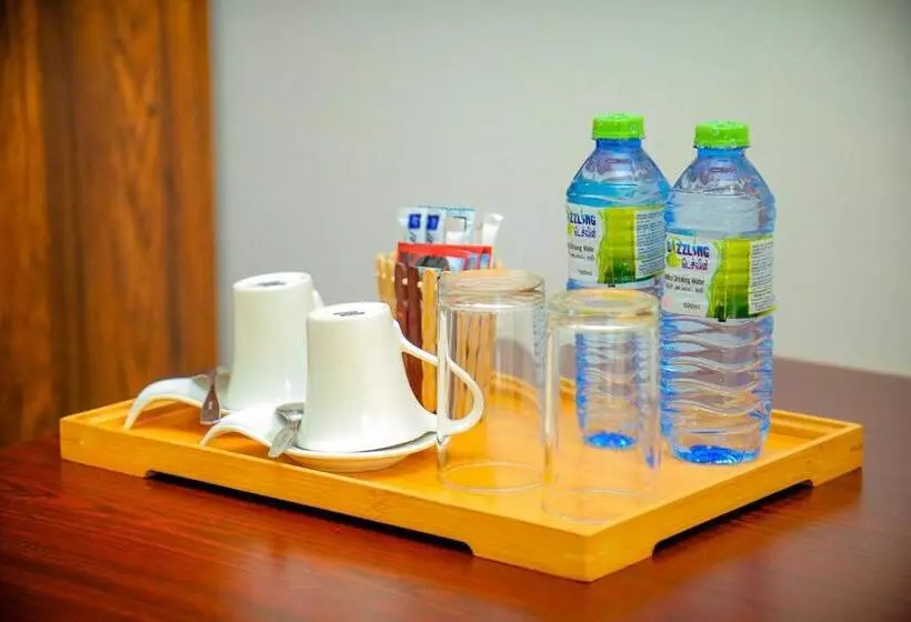 Hotelli Eco Resort Kandy