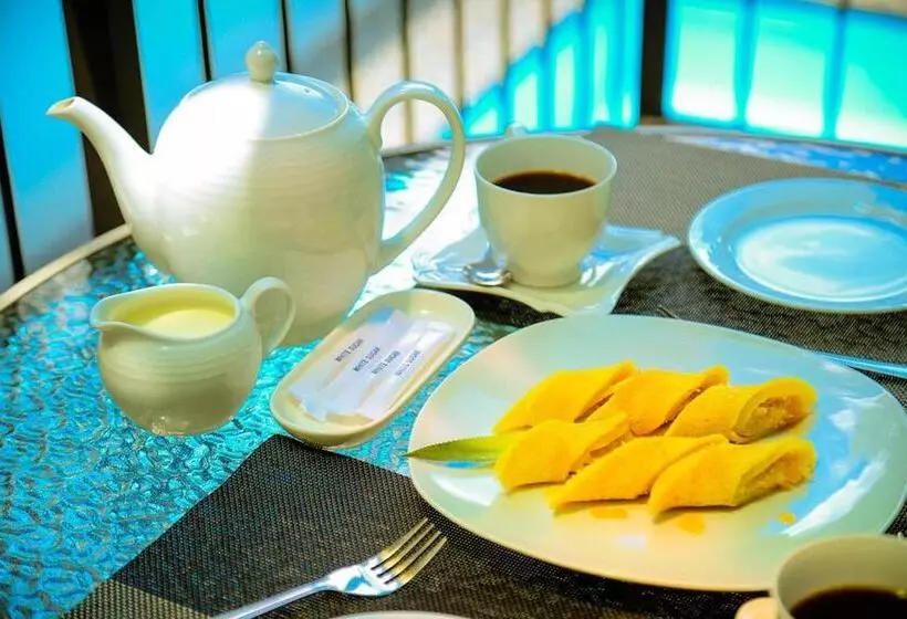 Hotelli Eco Resort Kandy