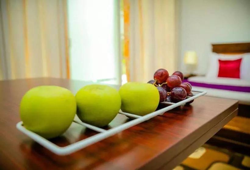 Hotelli Eco Resort Kandy