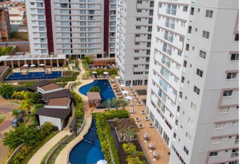 هتل Evian Thermas Caldas