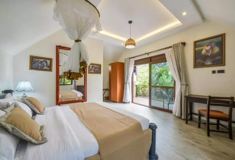 هتل Kabale Safari Club