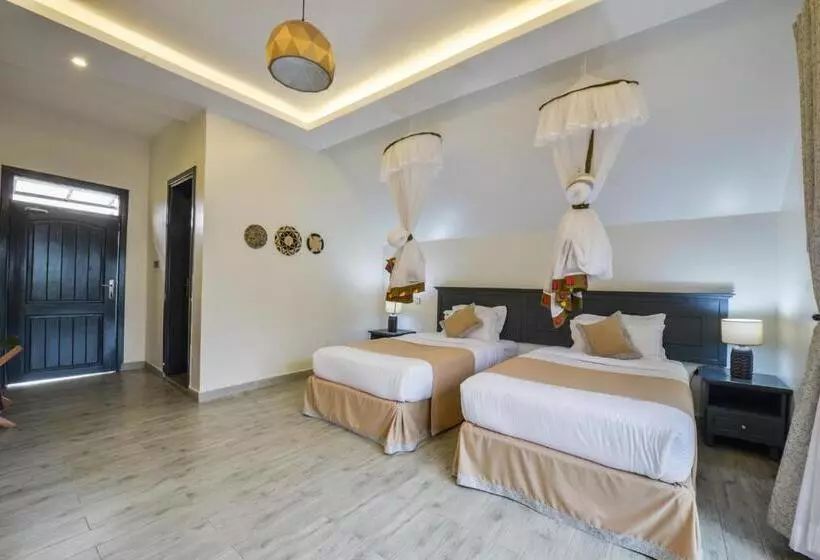 هتل Kabale Safari Club