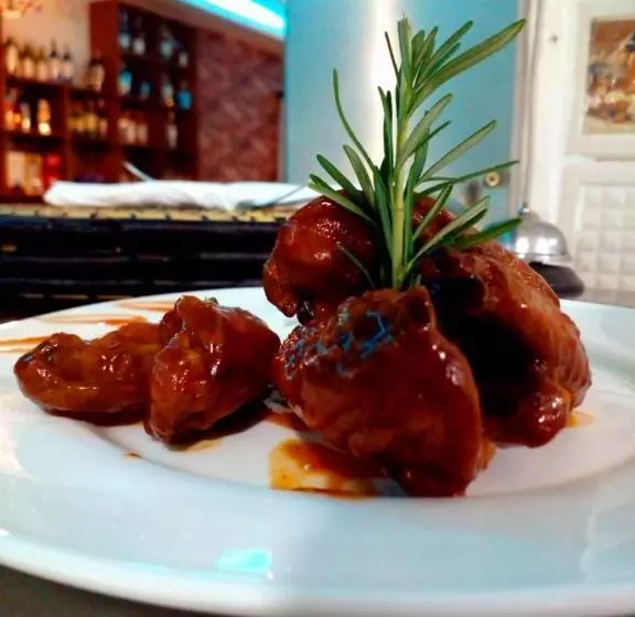 هتل Kabale Safari Club