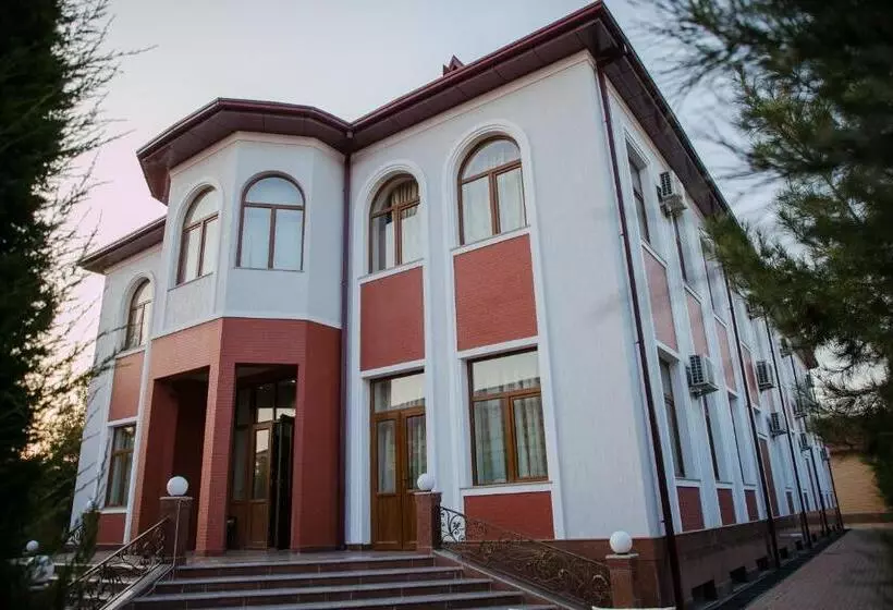 هتل Majestic Palace