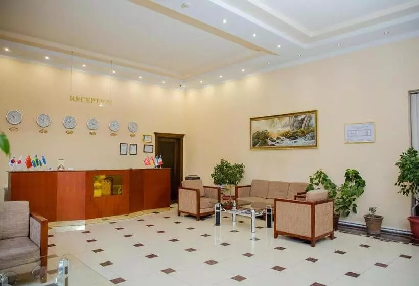 هتل Majestic Palace