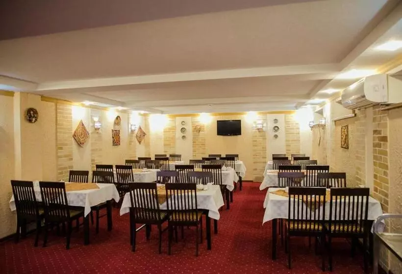 هتل Majestic Palace
