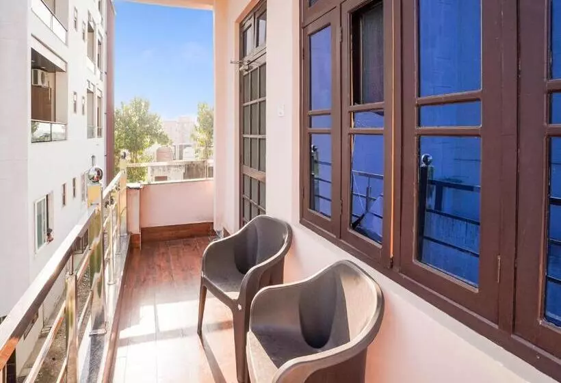 Hôtel Oyo 81181 Mann