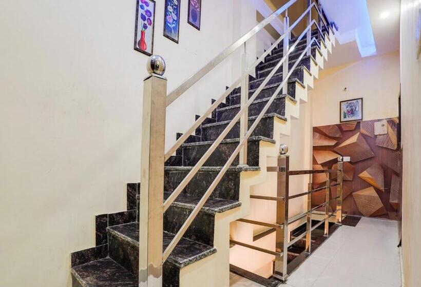 בית מלון כפרי Oyo 81181 Mann