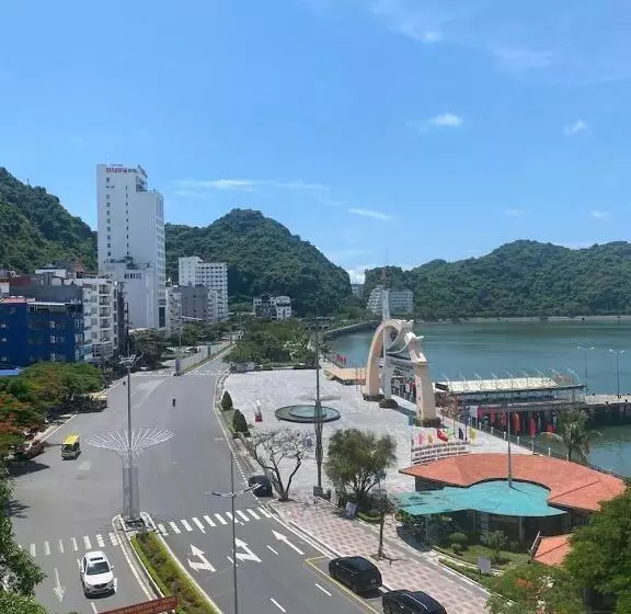هتل Private Balcony